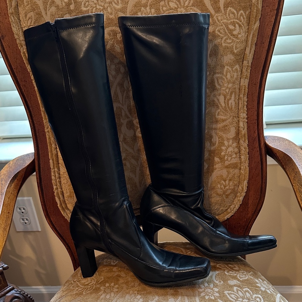 Franco Sarto black knee high boot size 10M with top to sole zipper and 3” heel
